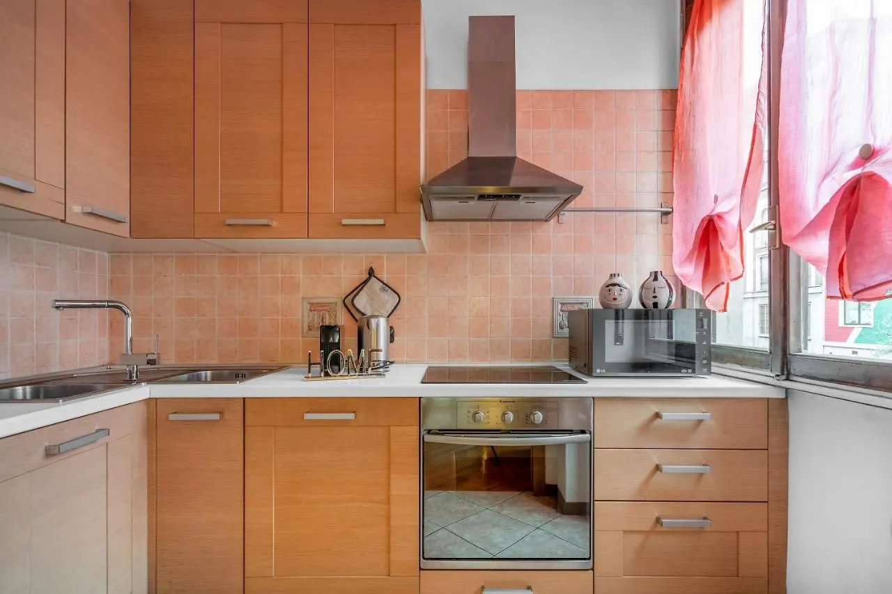 Ca36 - Luxurious Central Apartment - Romantic Milan Italy